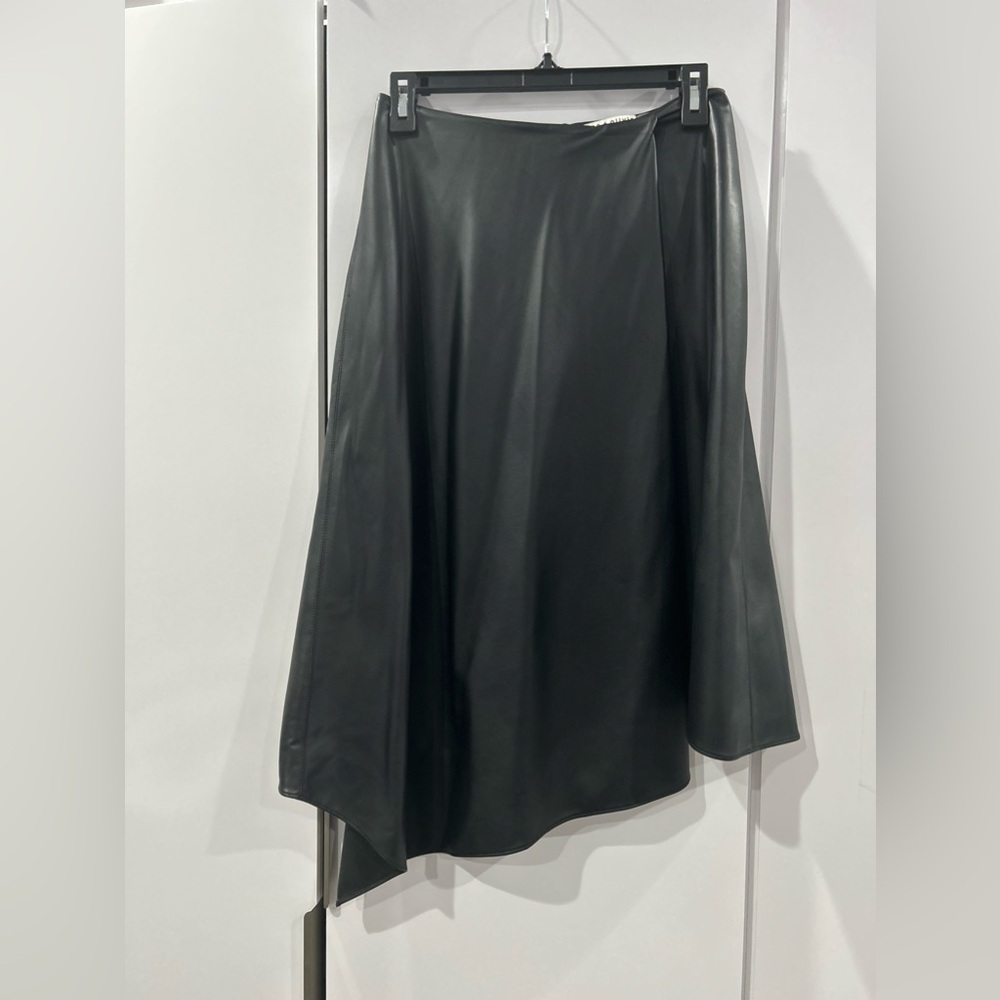 Alice + Olivia Leather Asymmetrical Black Skirt Size 4 S